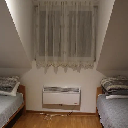 Apartman Alex Lux *